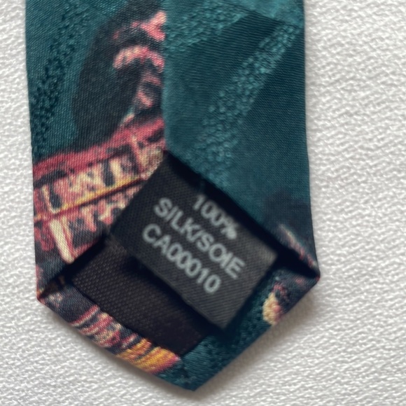 Eaton’s “Very” 1980’s wardrobe pattern silk tie made in Canada - Picture 6 of 8